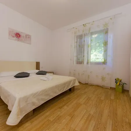 Jelena 2 Apartment *