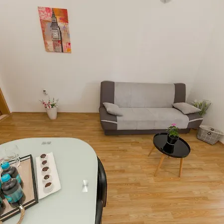 Apartman Jelena 2 Apartment *